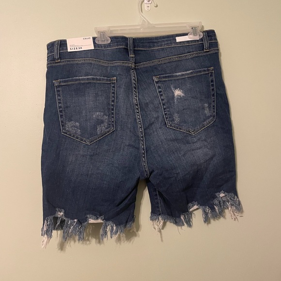 NWT Ms.Cello Denim shorts - Picture 2 of 6